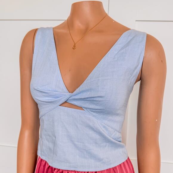 NWT - Miami of Francesca’s, Syndie Keyhole Light BlueTank Top-Women’s Size Small - Picture 2 of 7